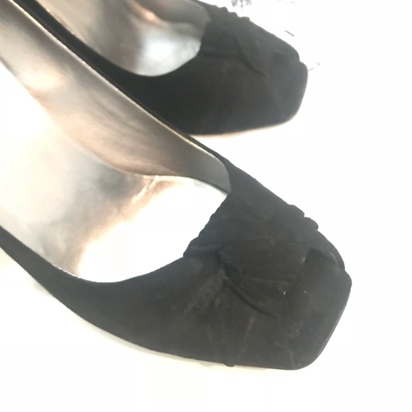 Prada peep toe pumps - Picture 4 of 4